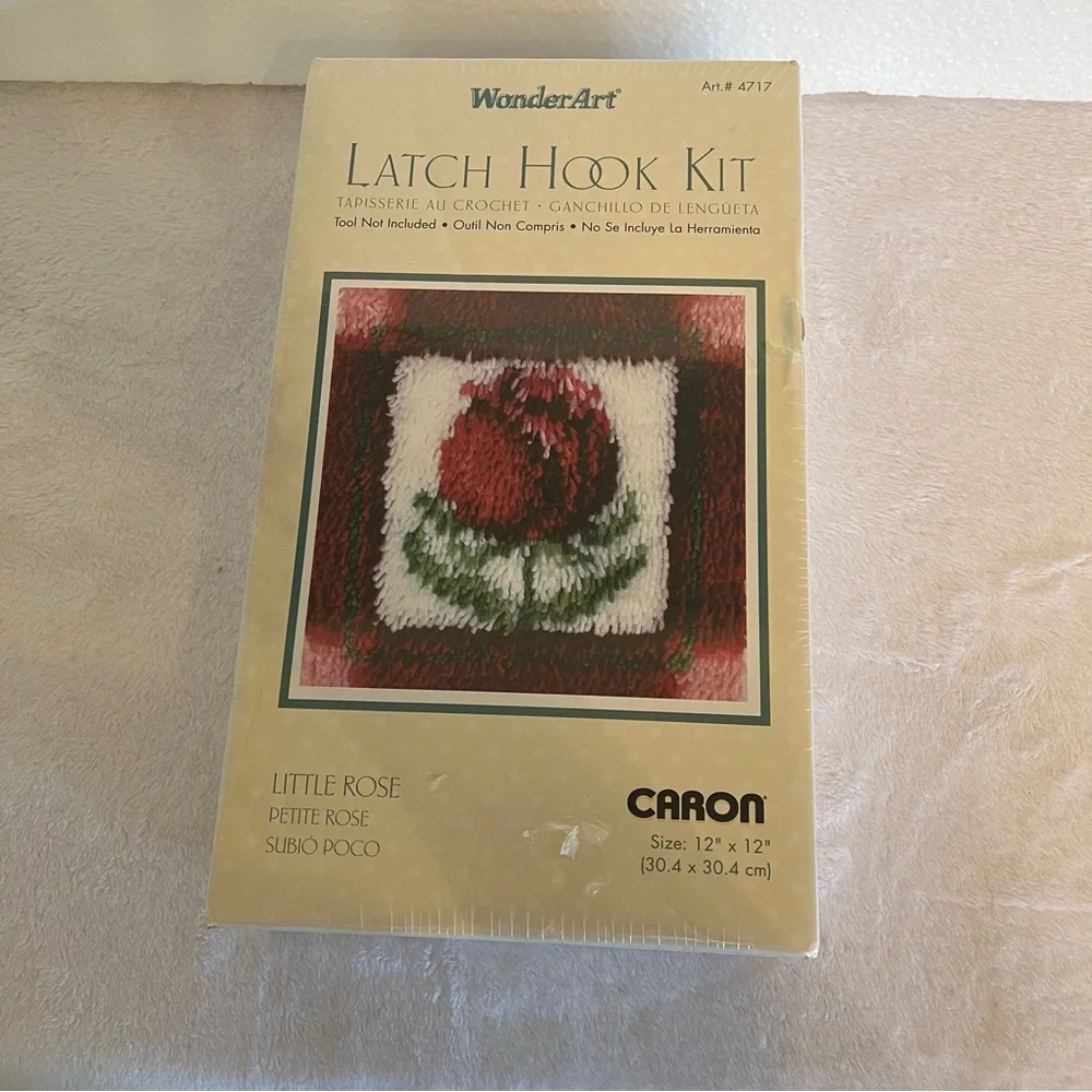 Caron Latch Hook Rug Kit Little Rose NIB Sealed  VTG WonderArt